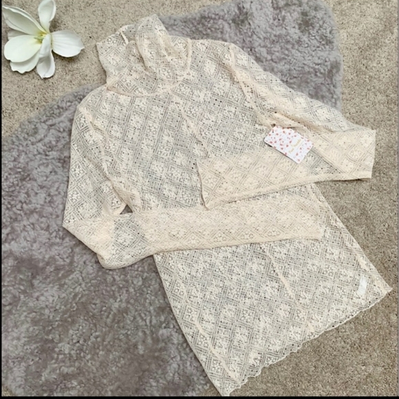 NWT! Lace Free People Top - Picture 5 of 6